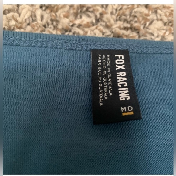 NWT Fox Women's Teal Long Sleeve Shirt w/ Crew Neckline Size Medium - Picture 4 of 7